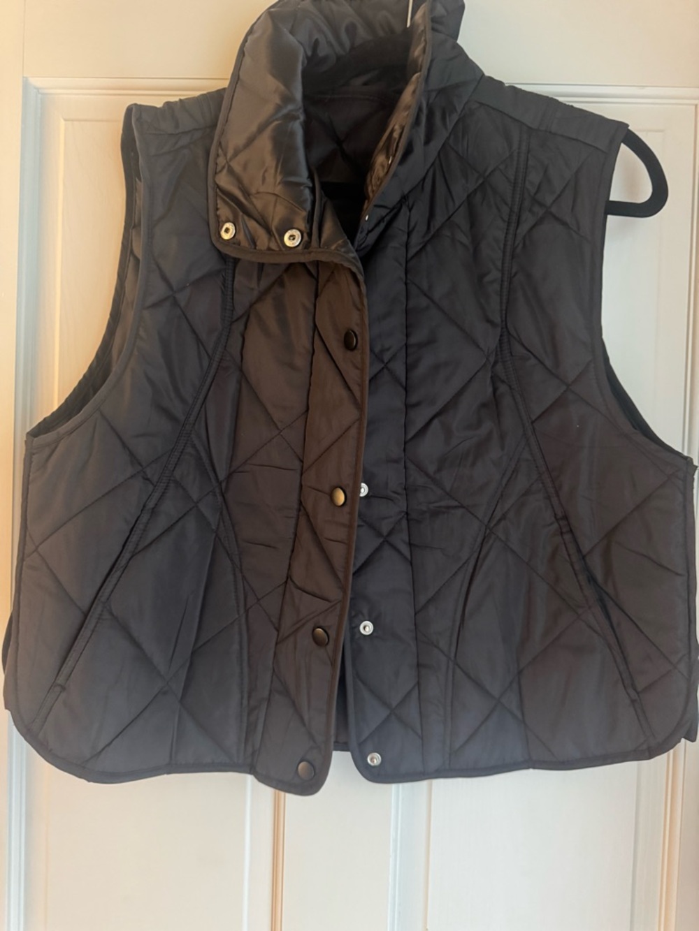 Quilted Sleeveless Puffer Vest - Black